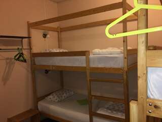 Хостел Pechki LOVEchki Муром Спальное место на двухъярусной кровати в общем номере для мужчин и женщин-4