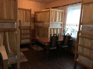 Хостел Pechki LOVEchki Муром Спальное место на двухъярусной кровати в общем номере для мужчин и женщин-6